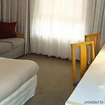 Novotel Perpignan Nord 호텔 4*