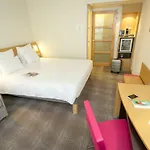 Novotel Perpignan Nord 4* 리브잘트