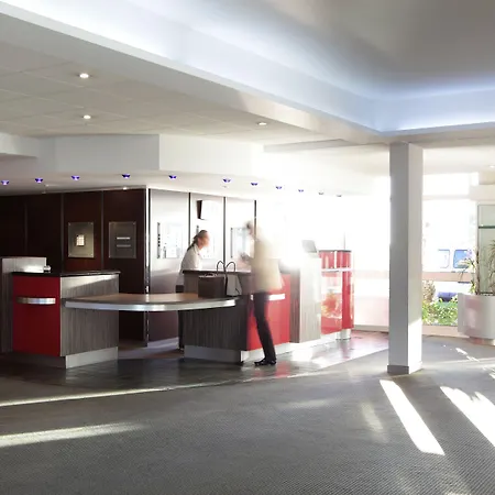 Novotel Perpignan Nord 4* ريفسالت