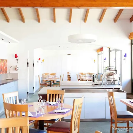 Hotell Novotel Perpignan Nord 4*