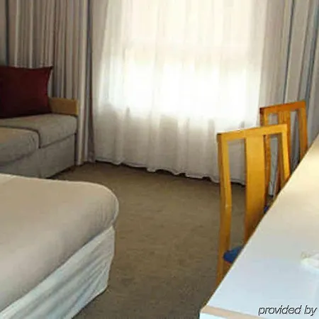 Novotel Perpignan Nord Hotell 4*