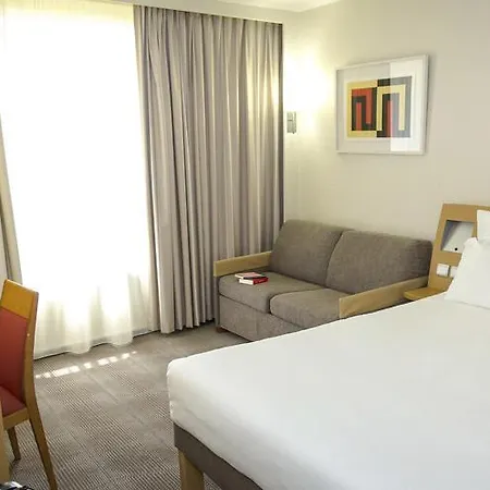 فندق Novotel Perpignan Nord ريفسالت