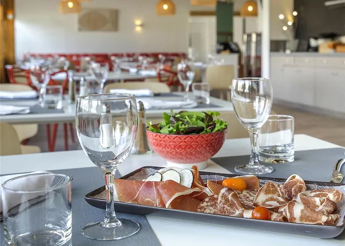 Hotel Novotel Perpignan Nord 4*